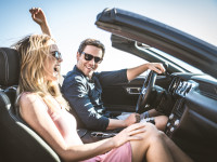 Pfingstausflug geplant? Warum Autopflege jetzt so wichtig ist